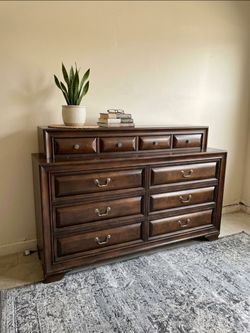 Classic Brown 10-Drawer Dresser / Credenza / Media Console