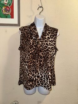 Animal print blouse size M