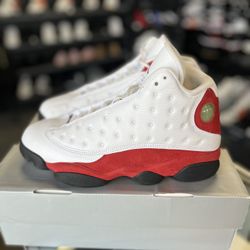 Jordan 13 “Chicago” Size 9