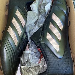 Soccer cleats 