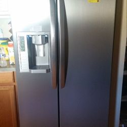 LG Double Door Refrigerator 