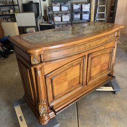 Buffet Cabinet W/3 Stool’s 