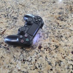 Playstation 4  Controller 