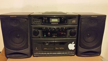 Magnavox CD/Dual Cassette/AM/FM Radio