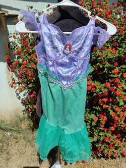 Lil mermaid child's costume size 2-3