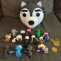 Piggy Willow head and piggy characters from Roblox