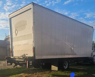 2018 International Durastar 4300