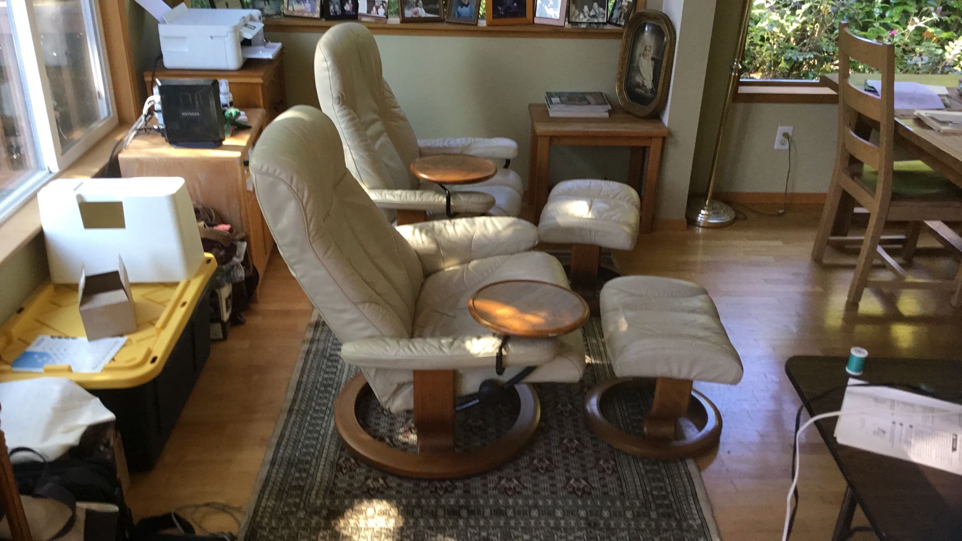 Leather Reclining Chairs