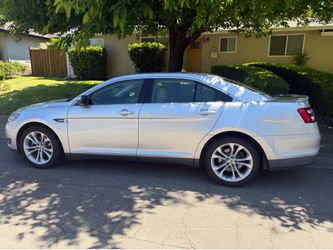 2013 Ford Taurus