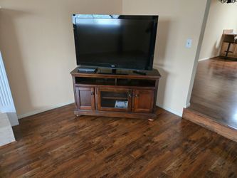 RCA 50 inch TV and entataiment unit