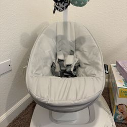 4Moms Mamaroo Baby Swing