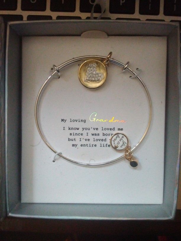 Bracelet