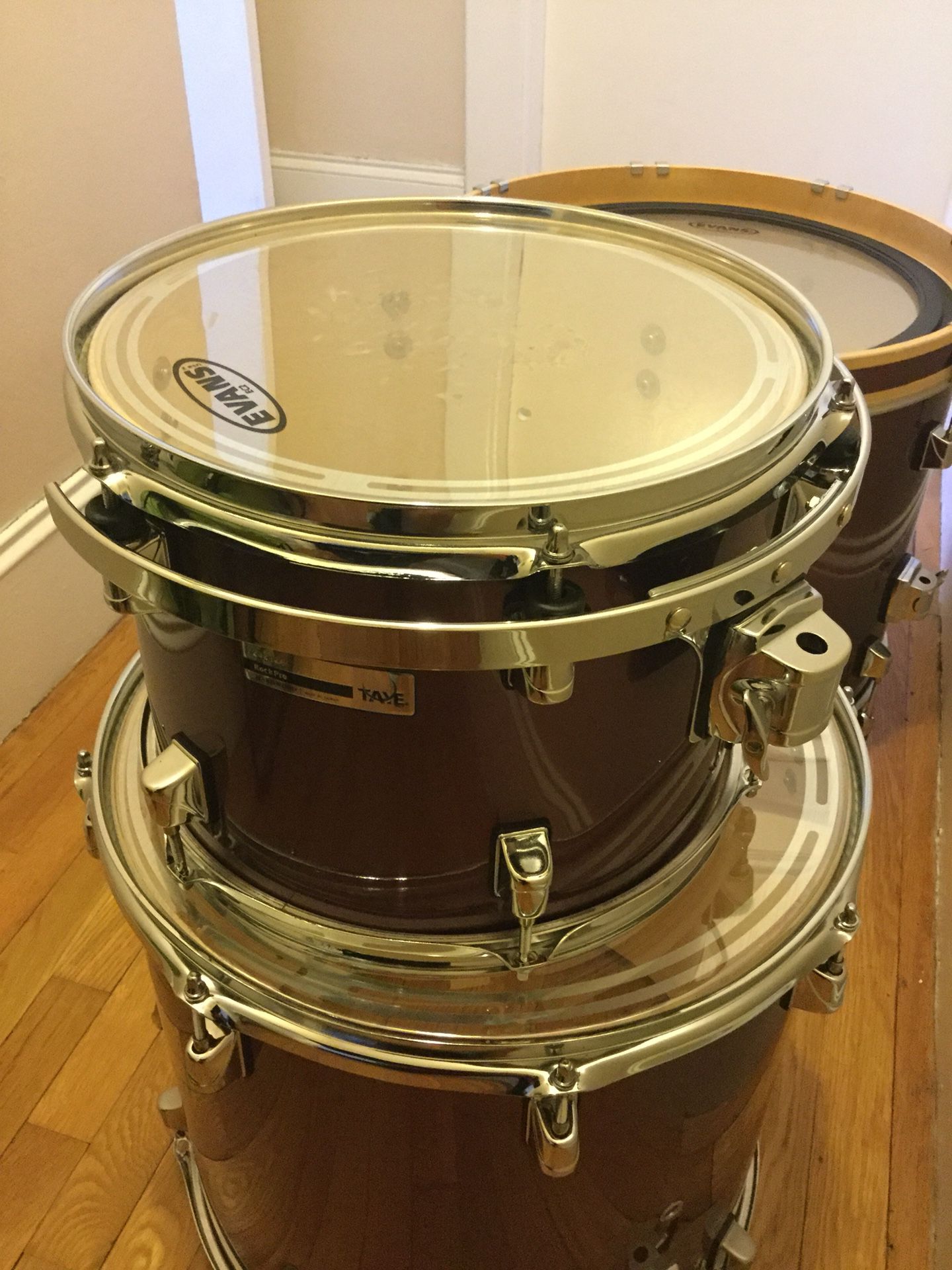 Taye RockPro 4-piece shell kit drum set