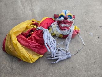 Clown Halloween decor
