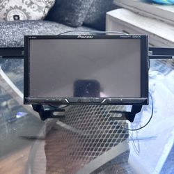Pioneer 7 Inch Touchscreen Radio