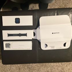 Apple WatchSE 3 40mm  Midnight  AI midnight