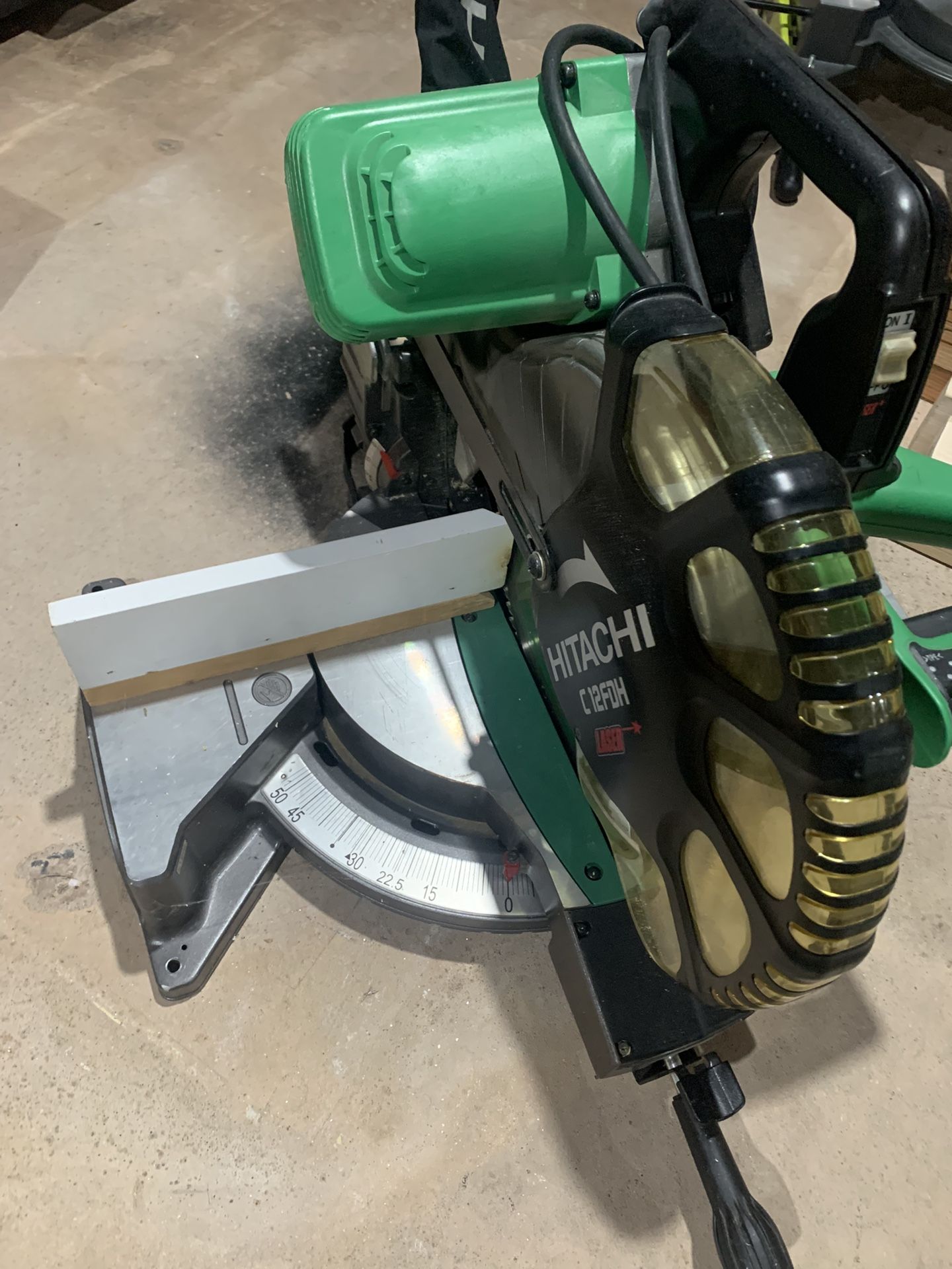 Hitachi Miter Saw