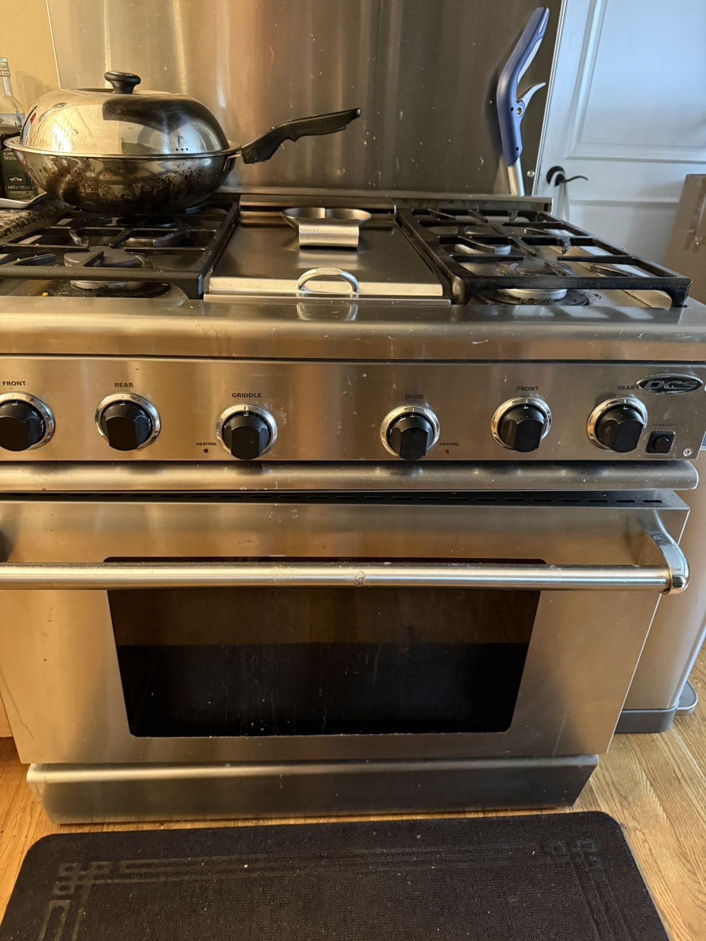 DCS 36” Professional Gas Range w/ Griddle — High-End Model — $6,000+ Original — Needs Oven Repair
