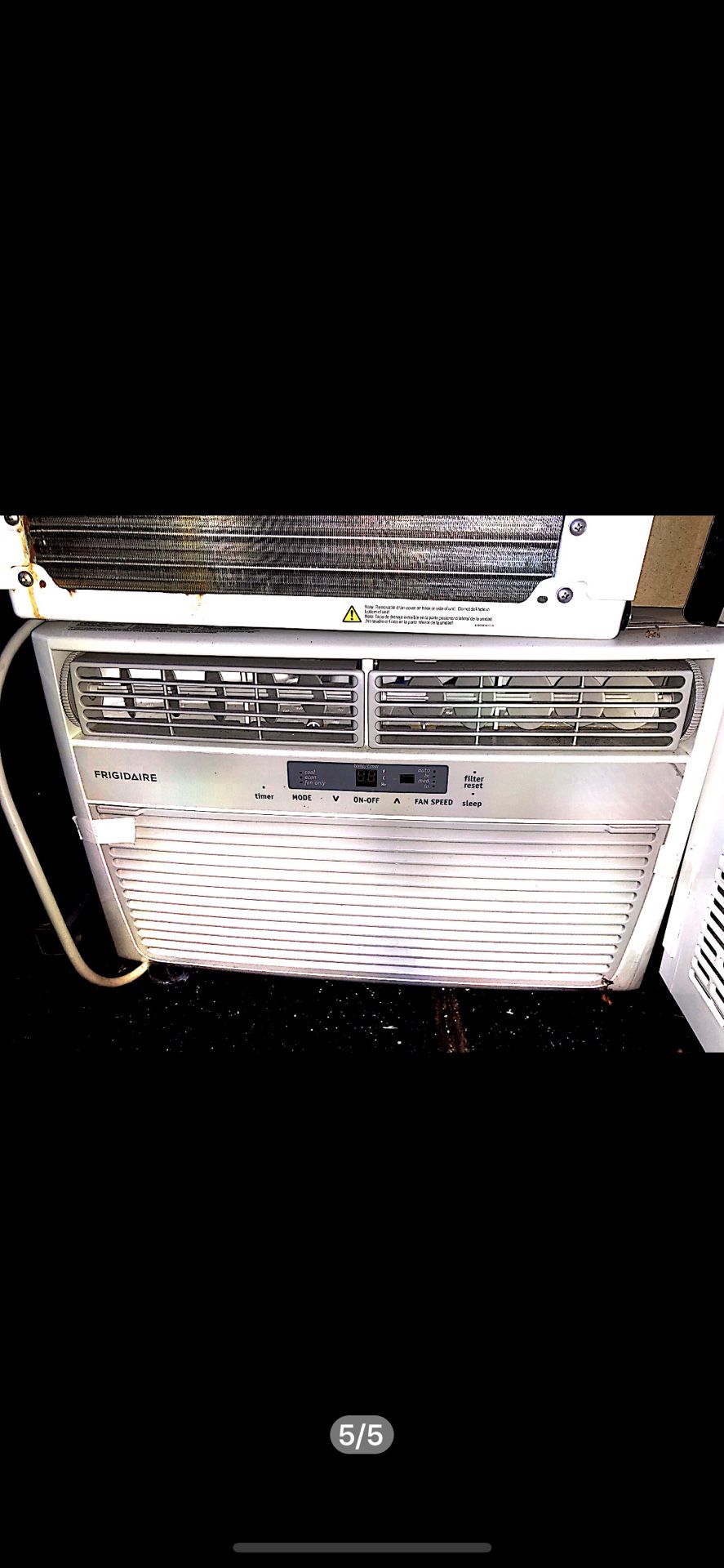 2 window type AC Aircon for 100 Dollars