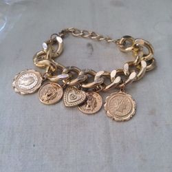 Women's Charm Bracelet.