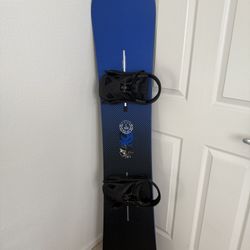 Burton Men's Ripcord Rocker Snowboard With Step On Re:Flex Snowboard Bindings by Burton