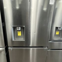 Discount Appliance/ 31cu.ft Capacity Stainless Steel Fridge / Never Used 