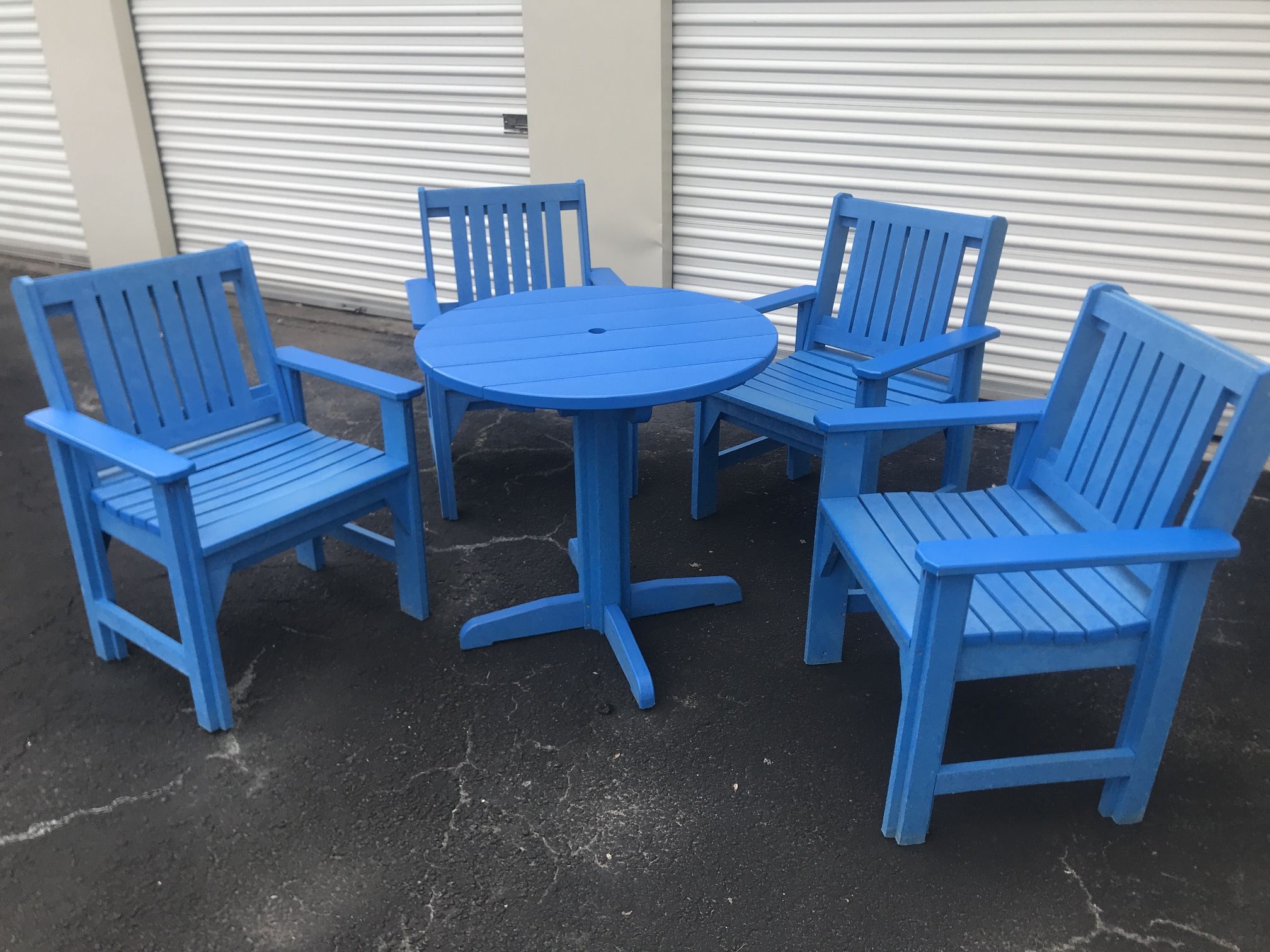 Outdoor Table With Chairs Blue Poly wood
