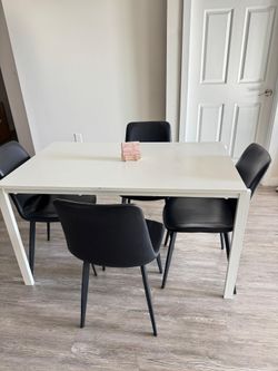 Comedor Con 4 Sillas