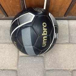 Size 5 umbro soccer ball