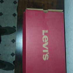 Levi shoes