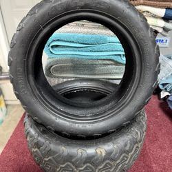 Electric scooter tires