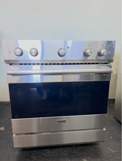 🔥 VIKING 30” DESIGNER SERIES GAS RANGE – $3,500 🔥