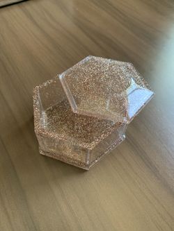 Jewelry box (resin)