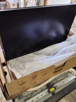 Two Hewlett Packard E24 G5 23 inch monitors