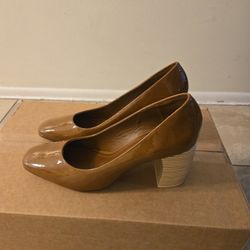 Tory Burch Patent Leather Shoes