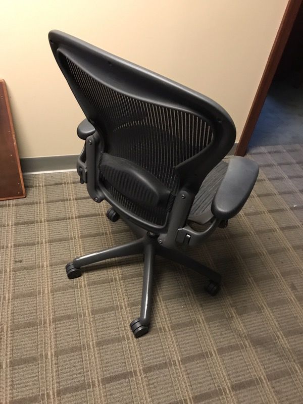 Herman miller aeron chair
