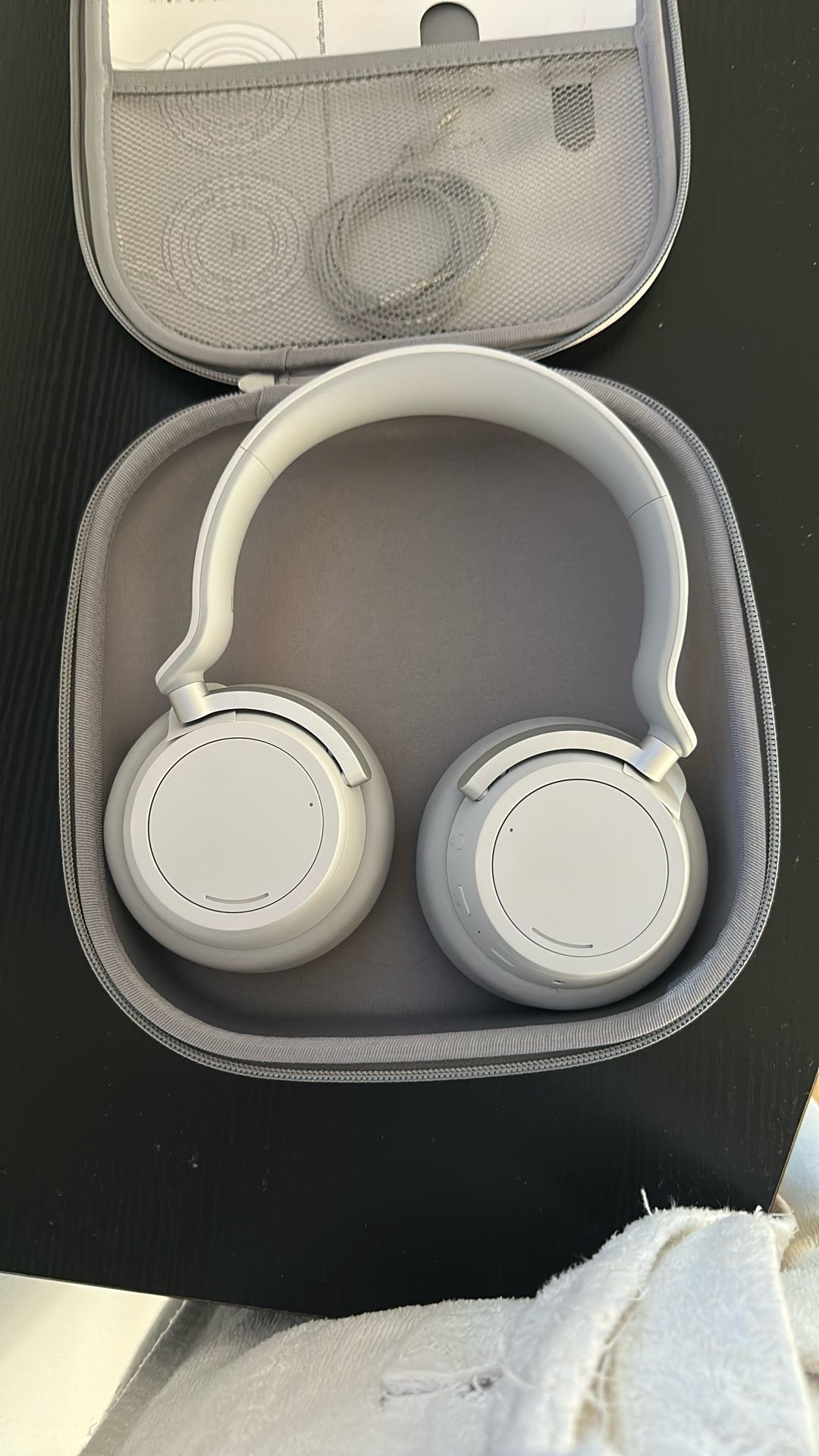 Headphone