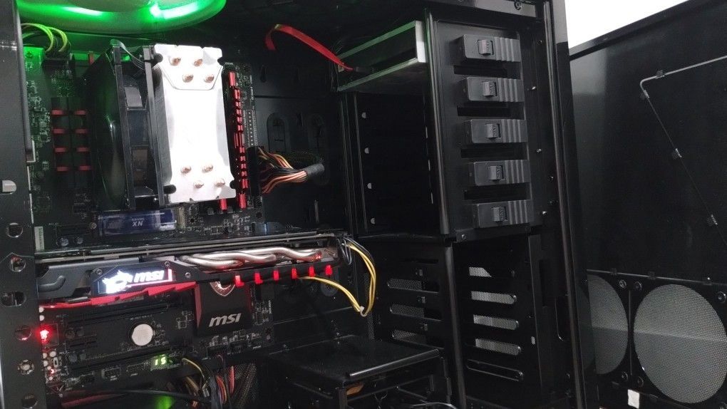 Gaming PC, i7, RX 480 4gb, 256gb NVMe