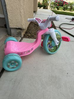 Minnie Mouse tricycle