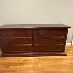 Bellini Dresser