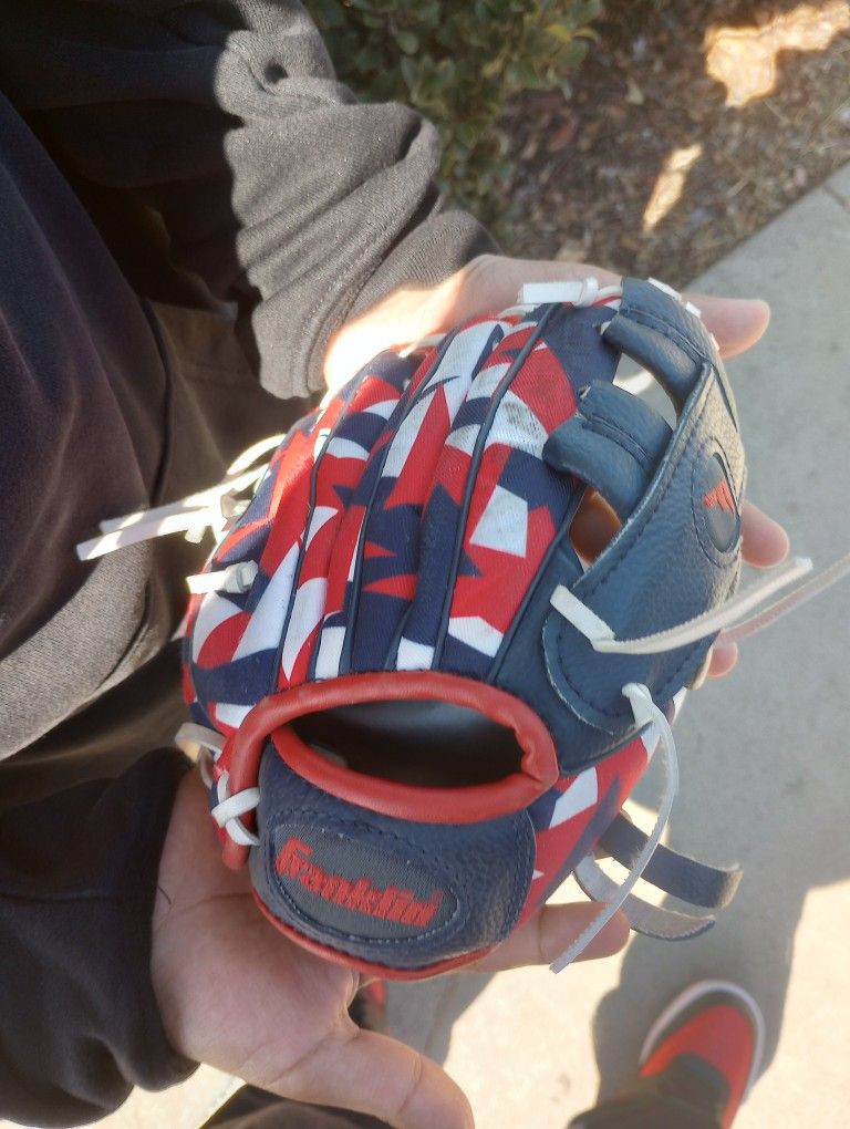 Franklin Baseball Glove 
