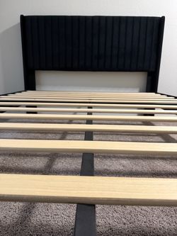 Bed frame- Queen