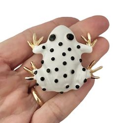 Enamel Frog Pin
