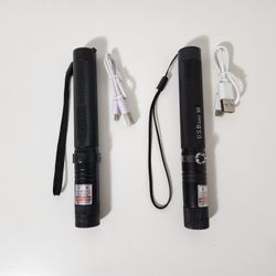 2pcs 303 USB Green & Red Visible Beam L. Pointer Pen Focus/Zoom Light