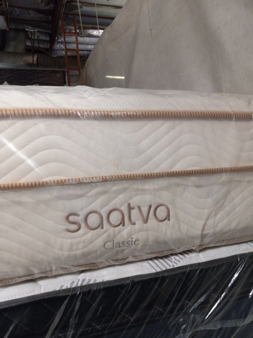Queen Sizes Mattress 