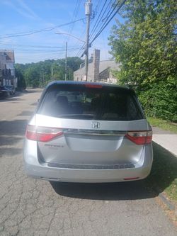 2011 Honda odyssey, Grey color