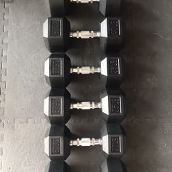 New Rubber Coated Hex Dumbbells 💪 (2x30Lbs, 2x35Lbs, 2x40Lbs) for $160 FIRM