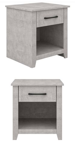 6-Drawer Dresser and 2 Night Stands $150