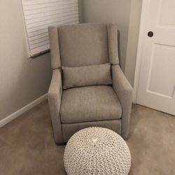 Kiwi Nursery Electronic Glider Chair