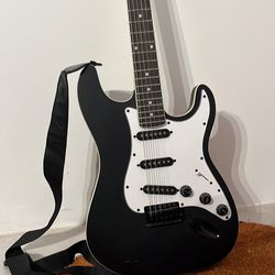 Guitar black and white